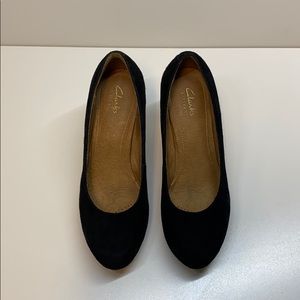 Clarks Delsie Bliss heels black size 6